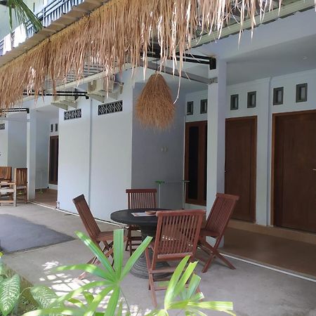 Kuta  Merendeng Hostel Kuta מראה חיצוני תמונה