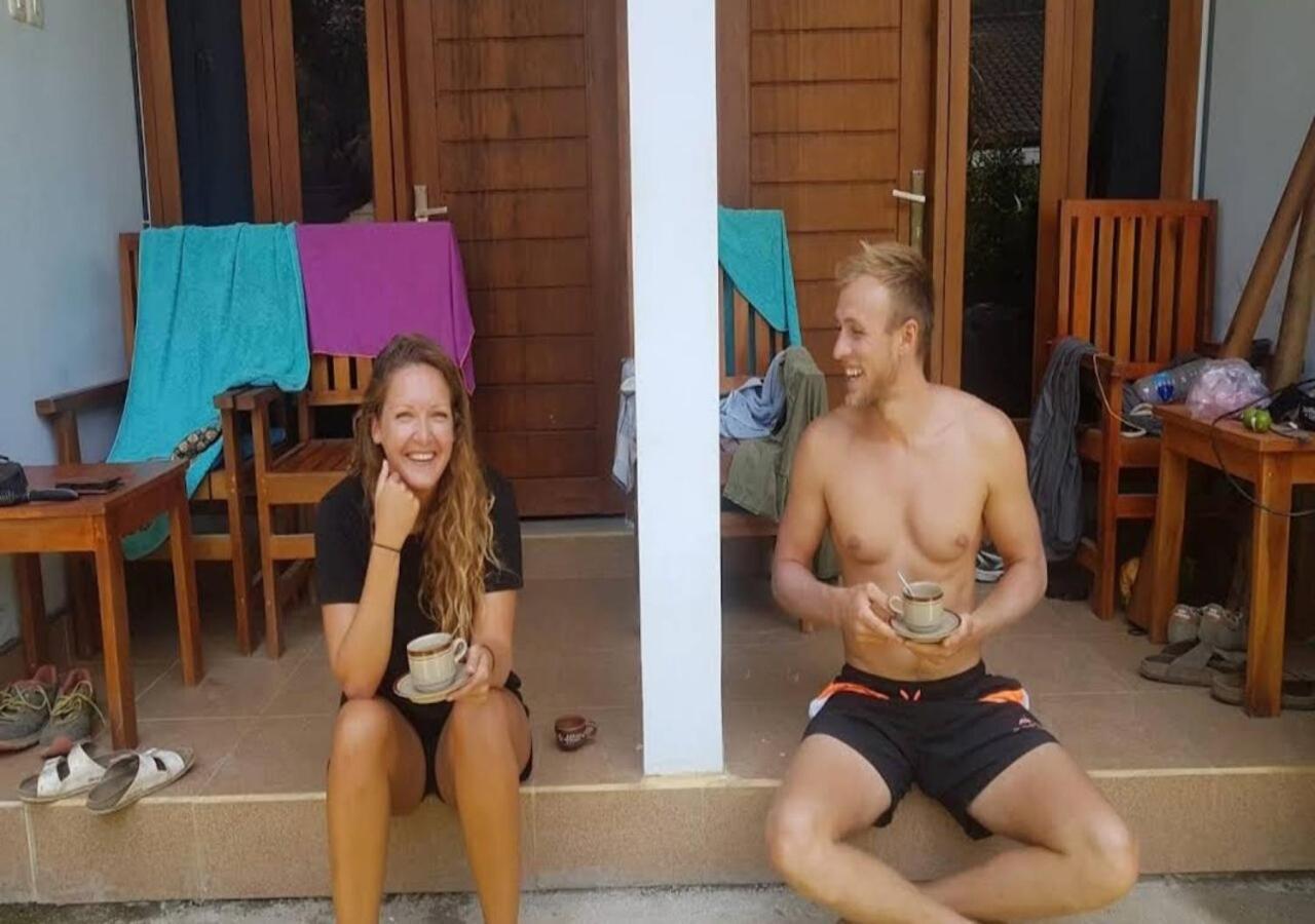 Kuta  Merendeng Hostel Kuta מראה חיצוני תמונה