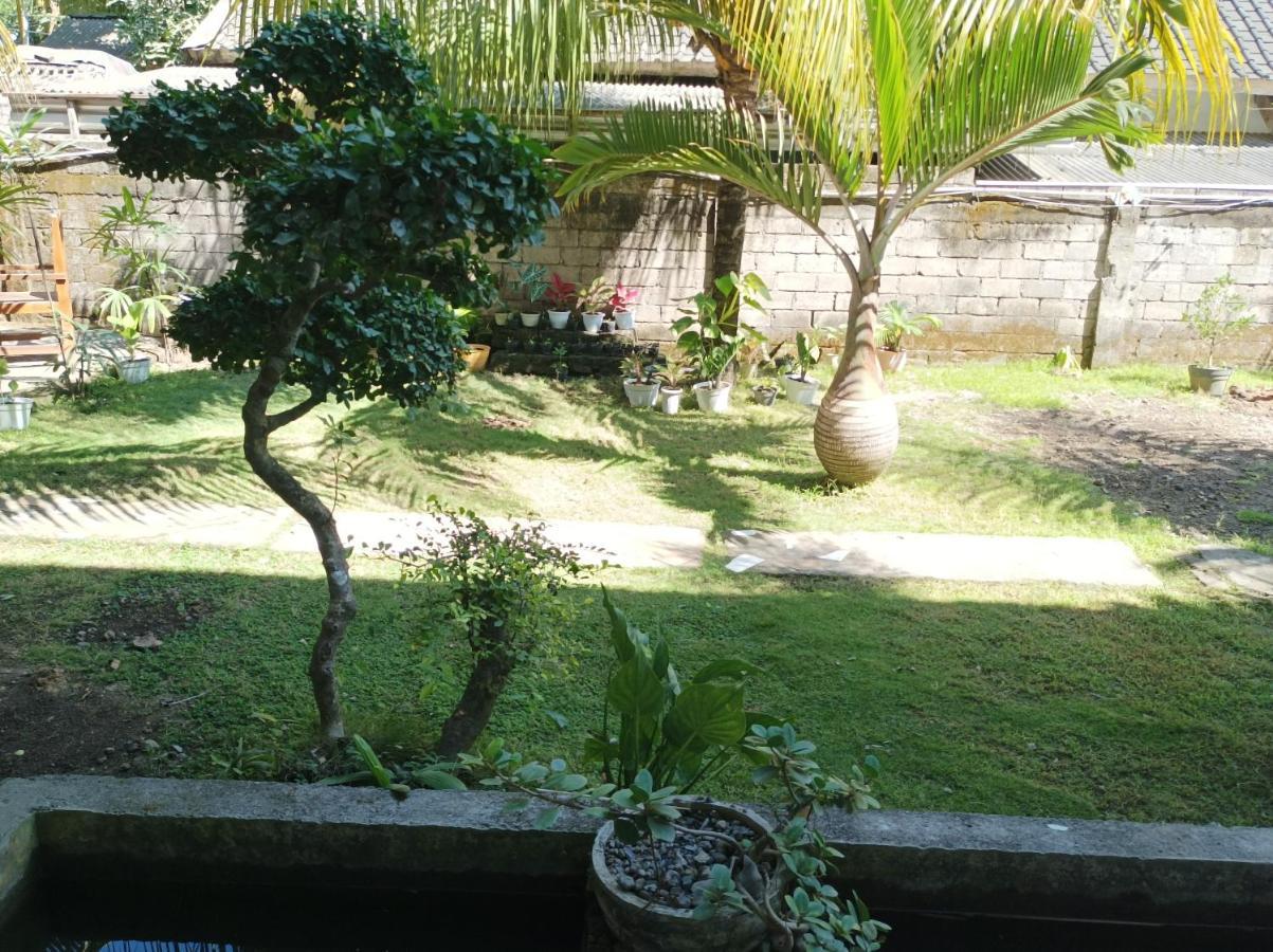 Kuta  Merendeng Hostel Kuta מראה חיצוני תמונה