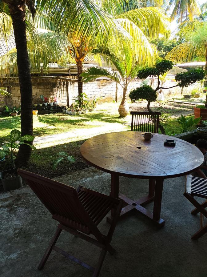Kuta  Merendeng Hostel Kuta מראה חיצוני תמונה