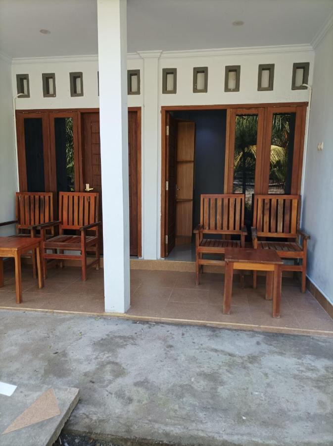 Kuta  Merendeng Hostel Kuta מראה חיצוני תמונה