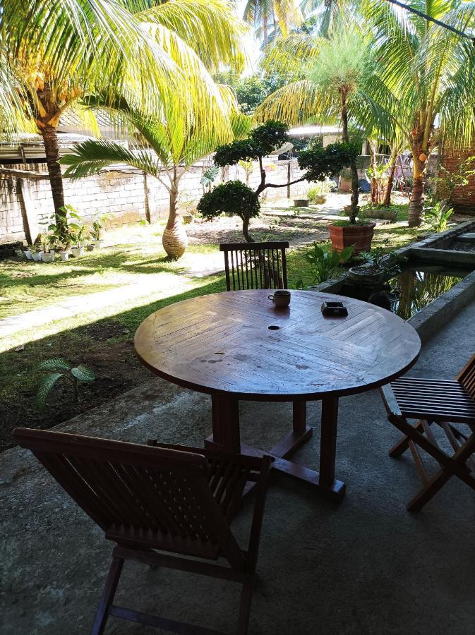 Kuta  Merendeng Hostel Kuta מראה חיצוני תמונה