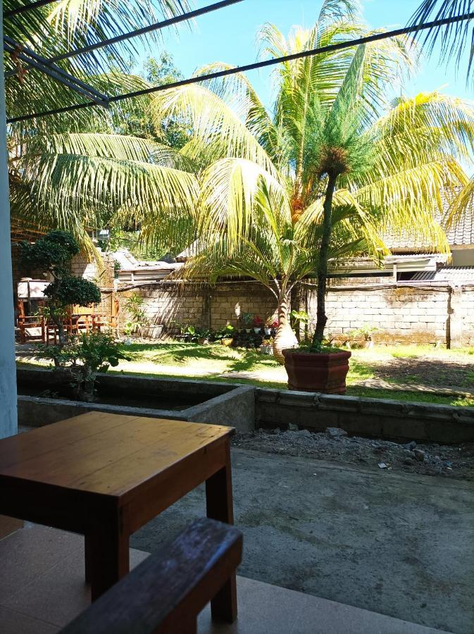 Kuta  Merendeng Hostel Kuta מראה חיצוני תמונה